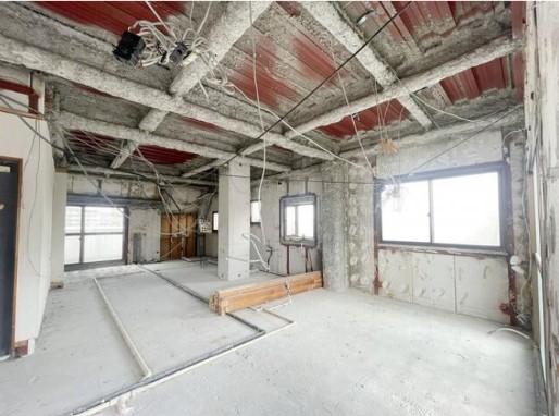 板橋区蓮根ビル4階