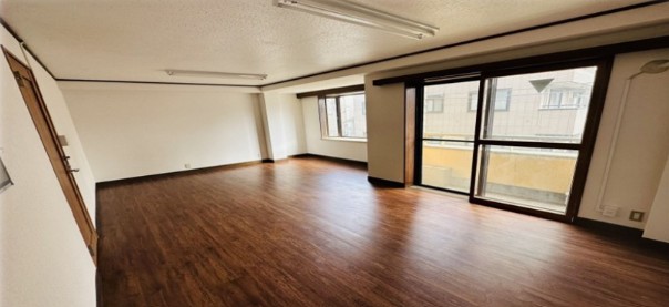 台東区三ノ輪マンション3階