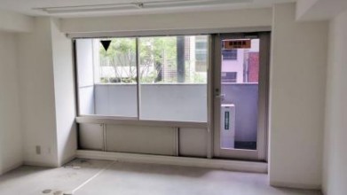 渋谷区円山町ビル8階