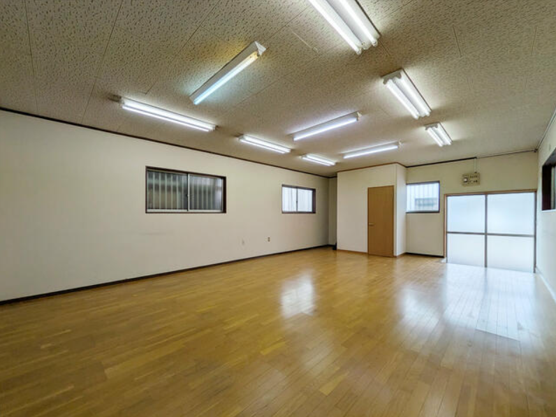 足立区東伊興大楼1层