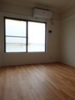 千葉県市川市市川南ビル1階