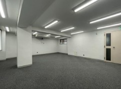 千代田区神田富士町ビル2階