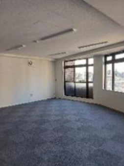 豊島区池袋ビル7階