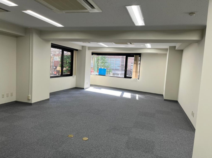 港区芝大楼4层
