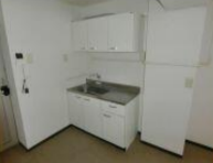 豊島区西池袋ビル 3階