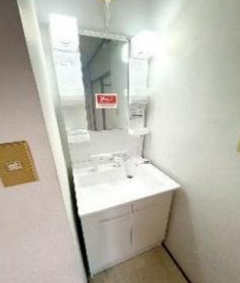 足立区竹ノ塚ビル3階