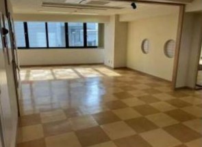 台東区池之端ビル2階