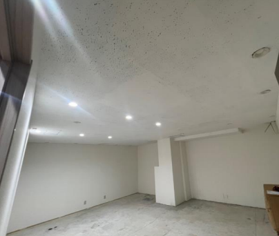 新宿区高田馬場ビル 2階