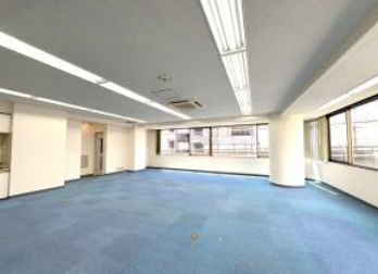 千代田区ビル4階