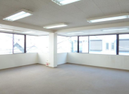 墨田区両国ビル 3階